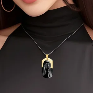 قلادة ذهبية مميزة - صورة و كتابة من اختيارك