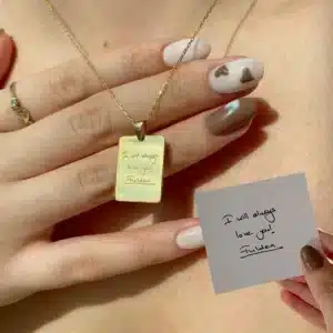 قلادة ذهبية مميزة من تصميمك